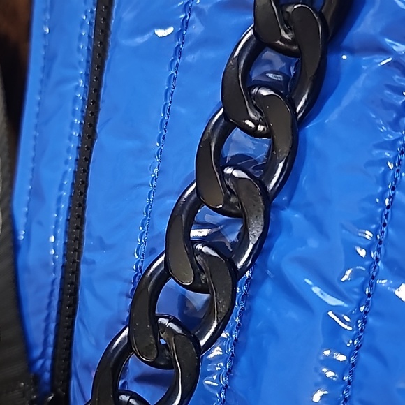 BCBGeneration Quilted Puffer Purse - Picture 3 of 10